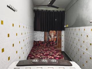 Narsingh Sadan Home Stay - 1