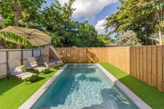 Modern Design District Wynwood TH wHeated Pool - 6