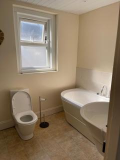 6 Bedroom PLYMOUTH - 4