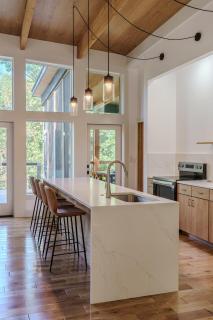 The Hollow House - 2