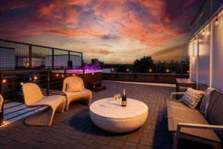 Nashville Escape with Skyline Deck and Hot Tub - 8
