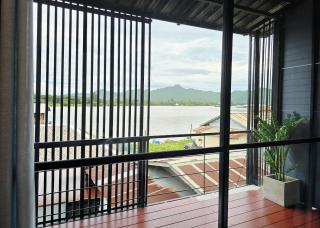 D Hostel by the river - 1