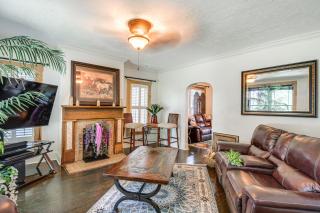 Walk to UT Southern and Dtwn Pulaski Historic Home - 9