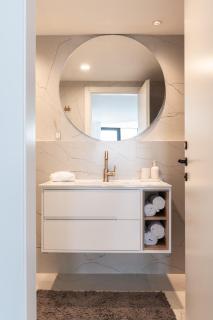 Skyview Apartment- By Harim - 4