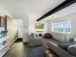 Beach View Cottage Minehead - 2