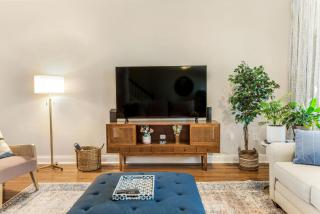 Happy Times on Park Main + Carriage by Lucky Savannah - 3