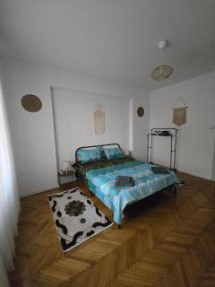 Ap12A PIATA ROMANA - Boekarest - 6