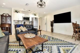 The White House on Flagler Beach - All - 7