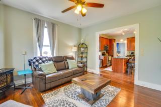 Walk to Lake and Dining Inviting Sackets Harbor Apt - 0