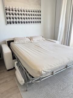 Modern studio with SEA VIEW AND FIBER - 3