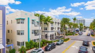 Beach Side Condo - 2