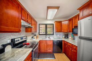 Kaha Lani 212 - Oceanfront 2BR Condo with Pool, Tennis & BBQs - 9