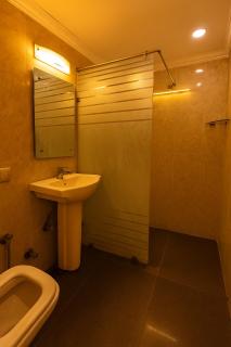Hotel Metro Plaza Near New Delhi Railway Station and RK Ashram Metro Station - 1