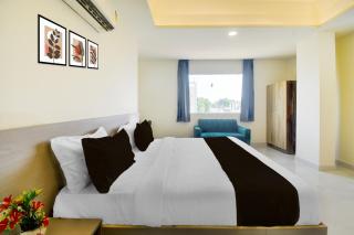 Hotel O Classy Castle - 1