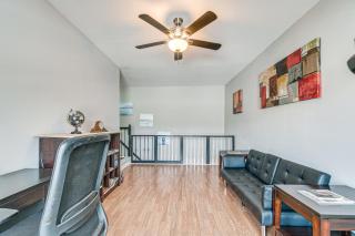 Centrally Located Raleigh Townhome with Pool Access - 1