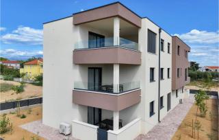Lovely Apartment In Privlaka With Wifi - 5