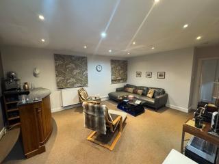 Scenic Mews House in central Stockbridge area - 2