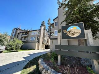 Walk to Mammoth Ski Lifts at Canyon Lodge Condo - 9