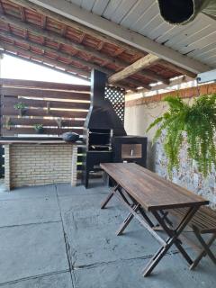 Residential house with garden and beach trail - 9