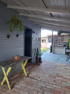 Residential house with garden and beach trail - 5
