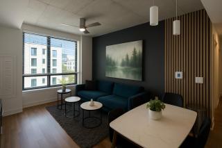 Five Points South Spacious 2BR with 2 Queens - 9