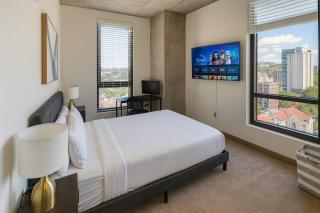 Five Points South Spacious 2BR with 2 Queens - 4