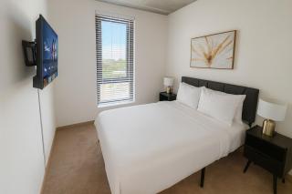 Five Points South Spacious 2BR with 2 Queens - 1