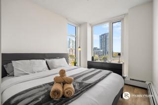 Cozy Apartment in East Village Steps from Calgary Library and City Hall 7 - 0