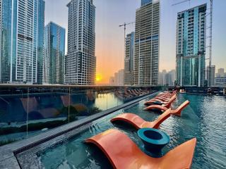 The Greendoor - Lake and Sea View, JLT - 1