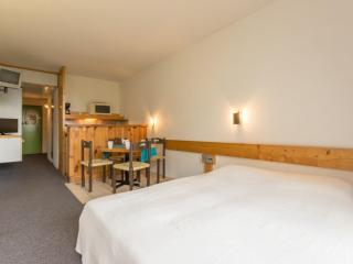Studio cabine · Balcon · Proche centre · WiFi gratuit - FR-1-346-508 - Arc 2000 - 4