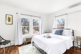 Luxury Holbrook Apartment - 2