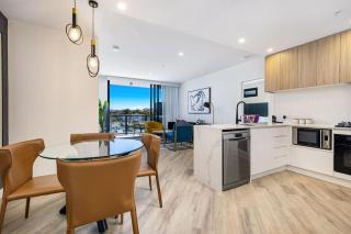 Modern and Stunning City Views in Southport - 8