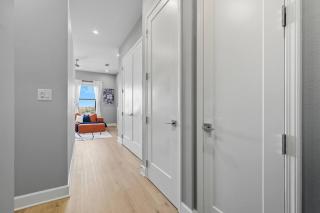 Skyline VIEWS, 5 mins to Downtown, Free Parking - 2