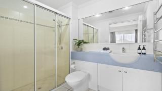 Urban Getaway on Grafton - 2