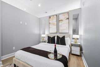 Best View of Dallas Skyline, Modern Luxe APT - 8