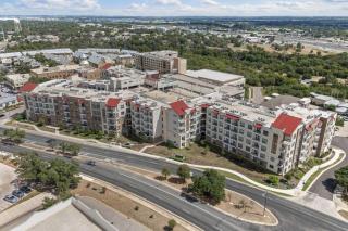 Cozy Hideaway, Rooftop Pool, Gym, Shops nearby - Georgetown - 2