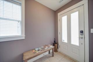 3BR MID TERM Gem Walk to BofA Stadium and South End - 8