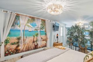 BRAND NEW Tropical Studio Villa with Resort Amenities Boaters Gulf access Outdoor Kitchen Lagoon Lazy River Pool - 7