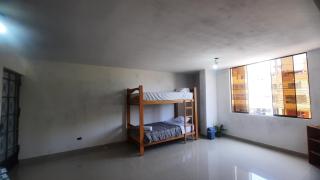 A 13 minutos del aeropuerto en Departamento Con Acceso A Cocina - 4
