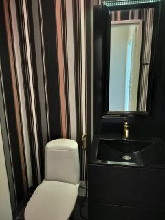 Central and Spacious Apartment for 6 - 1