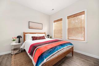 Charming 3BR Belmont Bungalow - 6