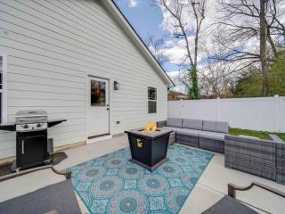3BR Cozy Mt. Holly River Retreat USNWC Fire Pit - 6