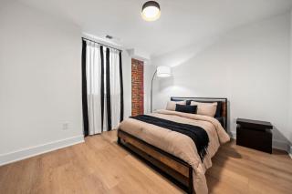 The Arches -Unique Modern 2BR Condo-Wesley Heights - 4