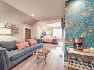 Under the Sea -Eclectic Aquarium - 0