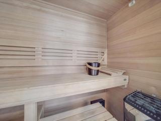 Rooftop Retreat Heart of NoDa Light Rail Sauna - 5