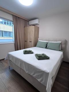 Stylish Central Apartment with Parking Option by ApartMAX - Varna City - 9