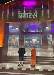 Varanasi Holiday Stay - 5