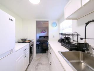 Cozy Studio - Private Patio, Grill & Firepit - 5