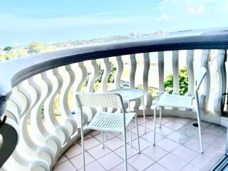 Sweet home 2 Bedroom Glory BeachResortWiFi Netflix Freeparking - 1