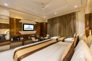Hotel Grand Plaza-City Centre, 2 Minutes-Walking-From New Delhi Station BY M S HOSPITALITY - 3